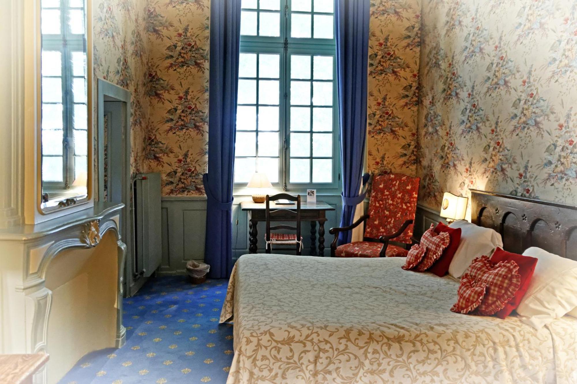 Grand Hotel De L'Abbaye Боженси Екстериор снимка