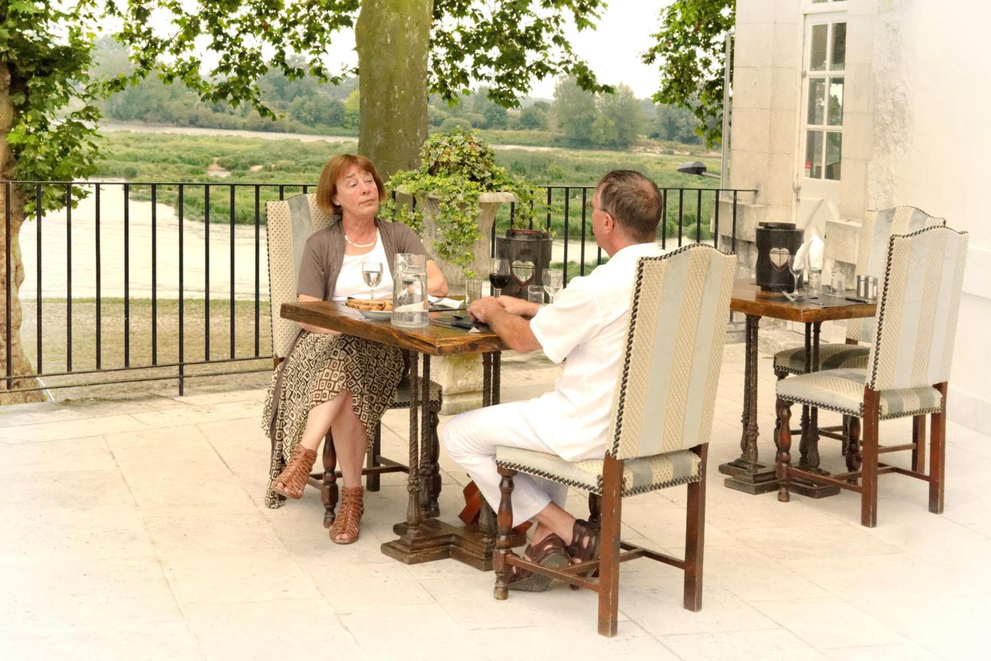 Grand Hotel De L'Abbaye Боженси Екстериор снимка