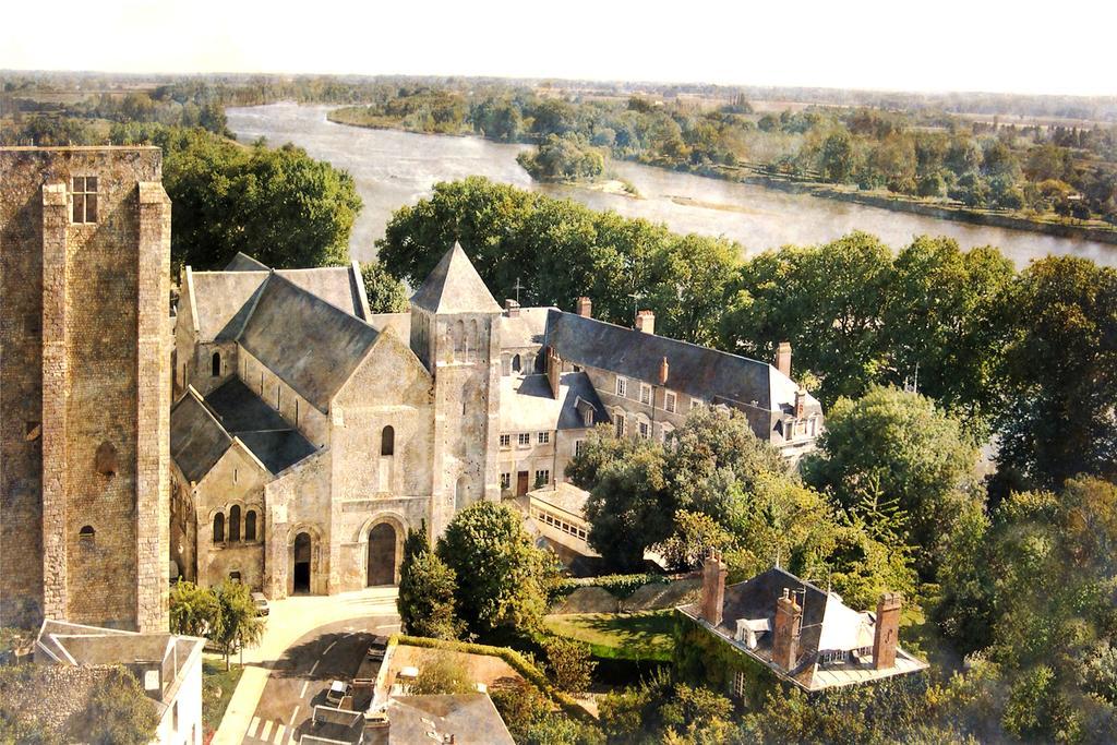 Grand Hotel De L'Abbaye Боженси Екстериор снимка